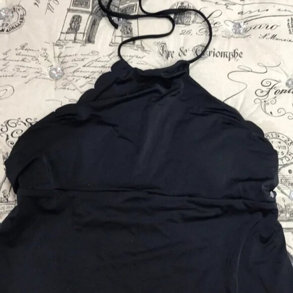 CHELSEA28 High Neck Scalloped One-Piece Swimsuit - Picture 5 of 7